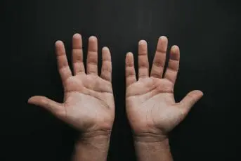 finger and wrist pain